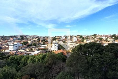 Sala de apartamento à venda com 2 quartos, 50m² em Piratininga (venda Nova), Belo Horizonte