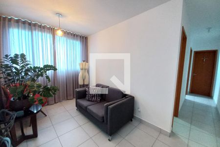 Sala de apartamento à venda com 2 quartos, 50m² em Piratininga (venda Nova), Belo Horizonte