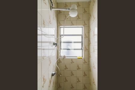 Banheiro Chuveiro de casa de condomínio para alugar com 1 quarto, 58m² em Pompeia, São Paulo