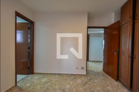 Apartamento à venda com 107m², 4 quartos e 2 vagasSuíte 01
