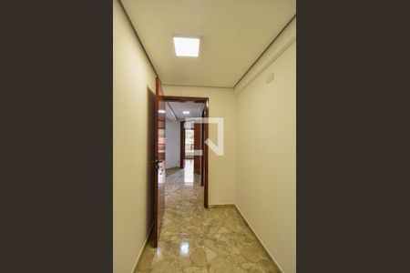 Apartamento à venda com 107m², 4 quartos e 2 vagasSuíte 02