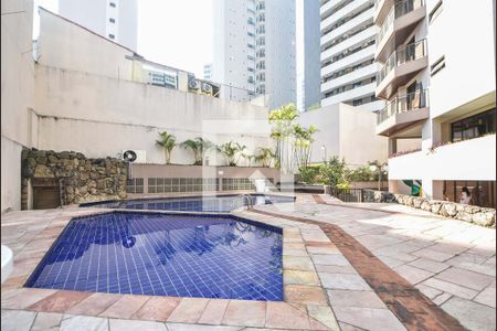 Apartamento à venda com 107m², 4 quartos e 2 vagasPiscina