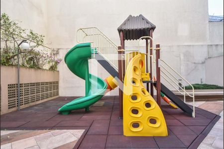 Apartamento à venda com 107m², 4 quartos e 2 vagasPlayground