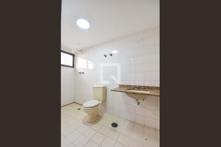 Apartamento à venda com 107m², 4 quartos e 2 vagasBanheiro Suíte 03