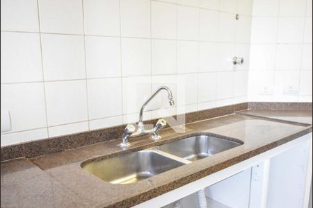 Apartamento à venda com 107m², 4 quartos e 2 vagasCozinha