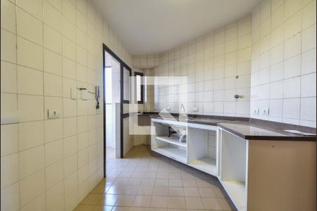 Apartamento à venda com 107m², 4 quartos e 2 vagasCozinha