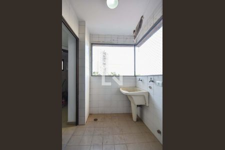Apartamento à venda com 107m², 4 quartos e 2 vagasLavanderia