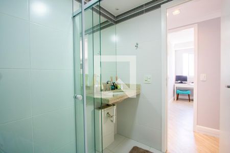 Apartamento à venda com 101m², 3 quartos e 2 vagas Apartamento à venda com 101m², 3 quartos e 2 vagasBanheiro social