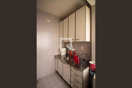 Apartamento à venda com 46m², 1 quarto e sem vagaCozinha e Área de Serviço