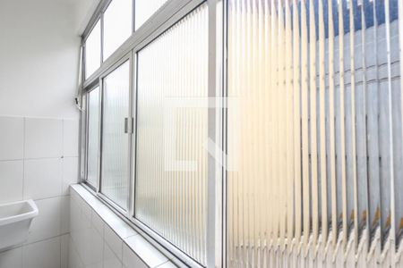 Apartamento para alugar com 70m², 2 quartos e sem vaga Apartamento para alugar com 70m², 2 quartos e sem vagaÁrea de serviço