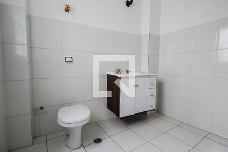 Apartamento para alugar com 60m², 2 quartos e sem vaga Apartamento para alugar com 60m², 2 quartos e sem vagaBanheiro