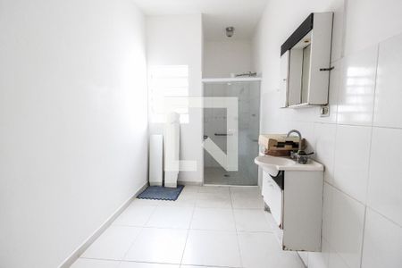 Apartamento para alugar com 60m², 2 quartos e sem vagaBanheiro 