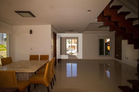 Sala de casa de condomínio à venda com 3 quartos, 186m² em Aberta dos Morros, Porto Alegre