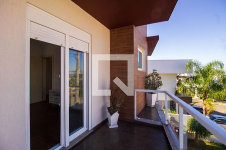 Casa de condomínio à venda com 186m², 3 quartos e 3 vagas Casa de condomínio à venda com 186m², 3 quartos e 3 vagasSacada