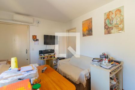 Sala  de apartamento à venda com 2 quartos, 62m² em Partenon, Porto Alegre