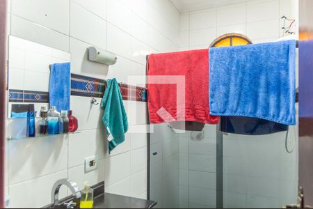 Casa à venda com 142m², 2 quartos e 2 vagasBanheiro da Suíte