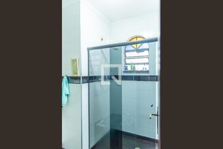 Casa à venda com 142m², 2 quartos e 2 vagasBanheiro