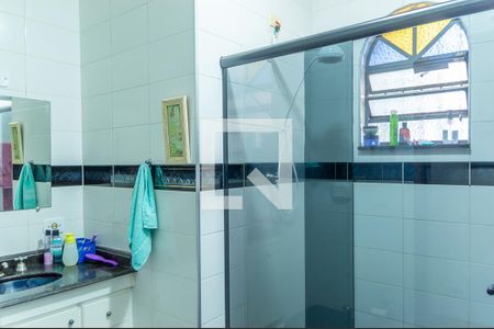 Casa à venda com 142m², 2 quartos e 2 vagasBanheiro