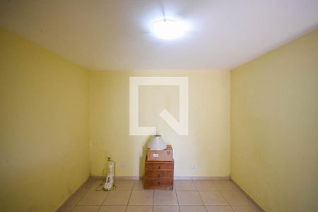 Quarto de casa para alugar com 2 quartos, 60m² em Jardim Londrina, São Paulo