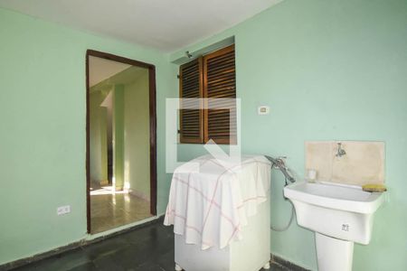 Casa para alugar com 60m², 2 quartos e sem vagaÁrea de serviço