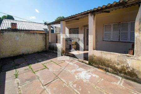 Casa à venda com 300m², 2 quartos e 1 vagaQuintal