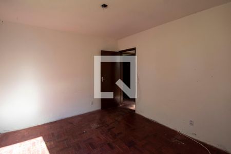Sala de Estar de casa à venda com 2 quartos, 300m² em Aberta dos Morros, Porto Alegre