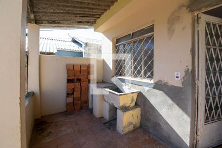 Casa à venda com 300m², 2 quartos e 1 vagaÁrea de Serviço