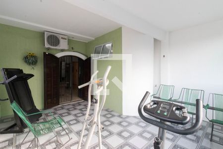 Casa à venda com 370m², 3 quartos e 2 vagas Casa à venda com 370m², 3 quartos e 2 vagasVaranda da Suíte