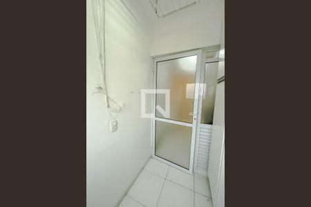 Apartamento à venda com 60m², 2 quartos e 1 vaga Apartamento à venda com 60m², 2 quartos e 1 vagaLavanderia