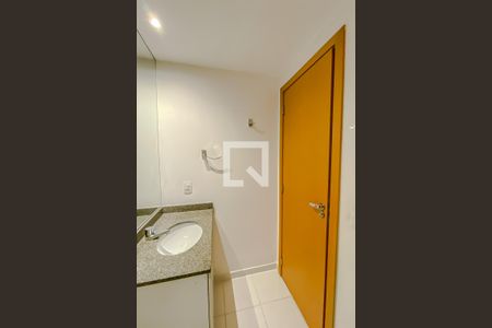 Apartamento à venda com 60m², 2 quartos e 1 vaga Apartamento à venda com 60m², 2 quartos e 1 vagaBanheiro da Suite