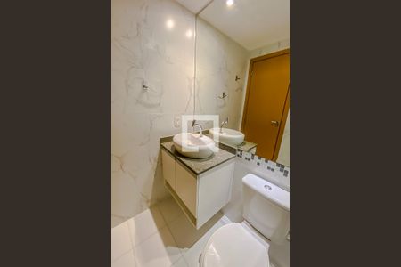 Apartamento à venda com 60m², 2 quartos e 1 vaga Apartamento à venda com 60m², 2 quartos e 1 vagaBanheiro