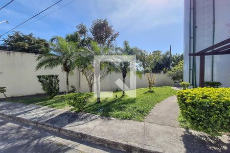 Casa de condomínio para alugar com 75m², 3 quartos e 2 vagasJardim