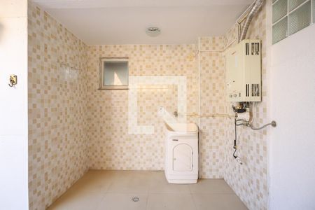 Casa de condomínio para alugar com 75m², 3 quartos e 2 vagasQuintal