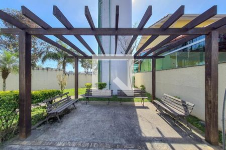 Casa de condomínio para alugar com 75m², 3 quartos e 2 vagasPraça