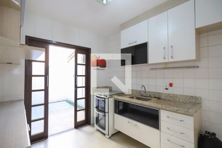 Casa de condomínio para alugar com 75m², 3 quartos e 2 vagasCozinha