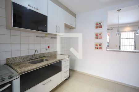Casa de condomínio para alugar com 75m², 3 quartos e 2 vagasCozinha