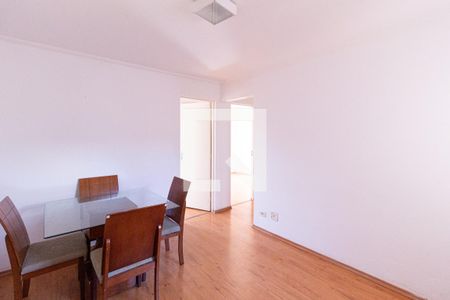 Sala de Apartamento com 2 quartos, 48m² Conceição