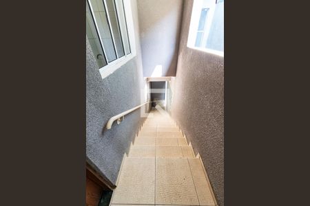 Casa para alugar com 45m², 2 quartos e sem vagaEscadas