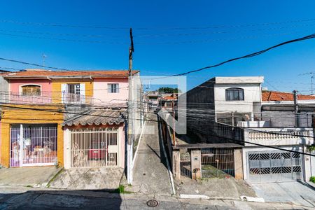 Vista do Quarto 1 de casa para alugar com 2 quartos, 45m² em Vila Fachini, São Paulo