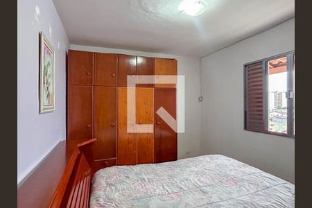 Casa à venda com 232m², 5 quartos e 2 vagasQuarto 3