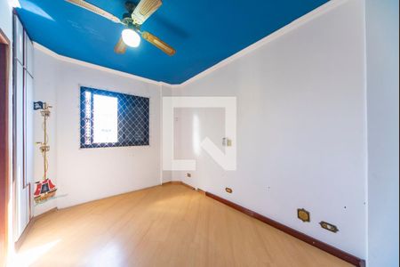 Apartamento à venda com 150m², 3 quartos e 2 vagasQuarto 2