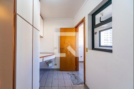 Apartamento à venda com 150m², 3 quartos e 2 vagasQuarto de Serviço 