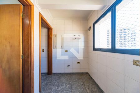 Apartamento à venda com 150m², 3 quartos e 2 vagasÁrea de Serviço 