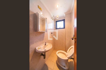 Apartamento à venda com 150m², 3 quartos e 2 vagasBanheiro de Serviço