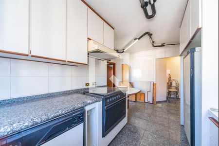 Apartamento à venda com 150m², 3 quartos e 2 vagasCozinha 