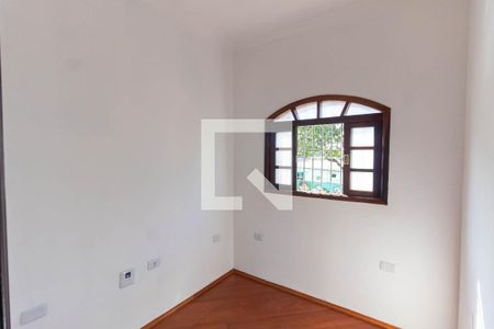 Casa à venda com 300m², 5 quartos e 5 vagas Casa à venda com 300m², 5 quartos e 5 vagasEscritório