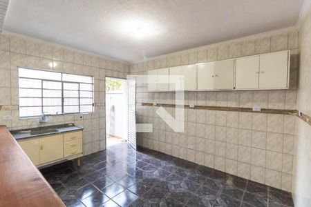Casa à venda com 300m², 5 quartos e 5 vagas Casa à venda com 300m², 5 quartos e 5 vagasEdícula - Cozinha