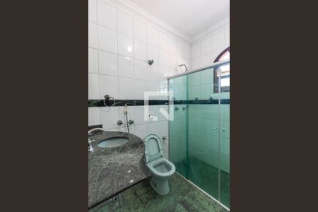 Casa à venda com 300m², 5 quartos e 5 vagas Casa à venda com 300m², 5 quartos e 5 vagasBanheiro 2