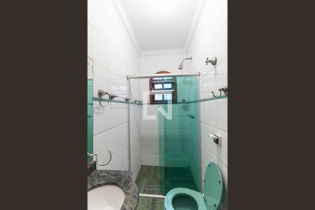 Casa à venda com 300m², 5 quartos e 5 vagas Casa à venda com 300m², 5 quartos e 5 vagasBanheiro 1