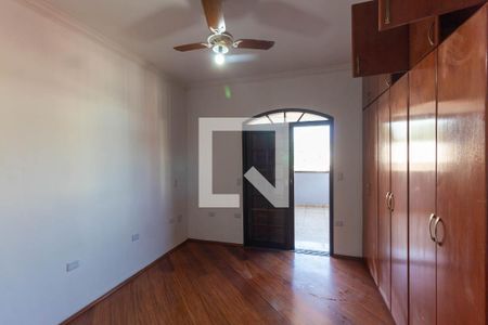 Casa à venda com 300m², 5 quartos e 5 vagas Casa à venda com 300m², 5 quartos e 5 vagasSuíte 1